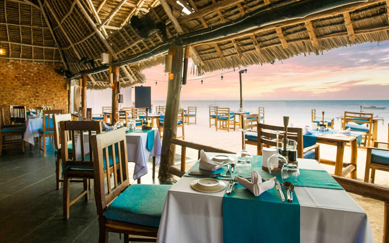 2025 Zanzibar: Beachfront Dining Experiences You Can’t Miss